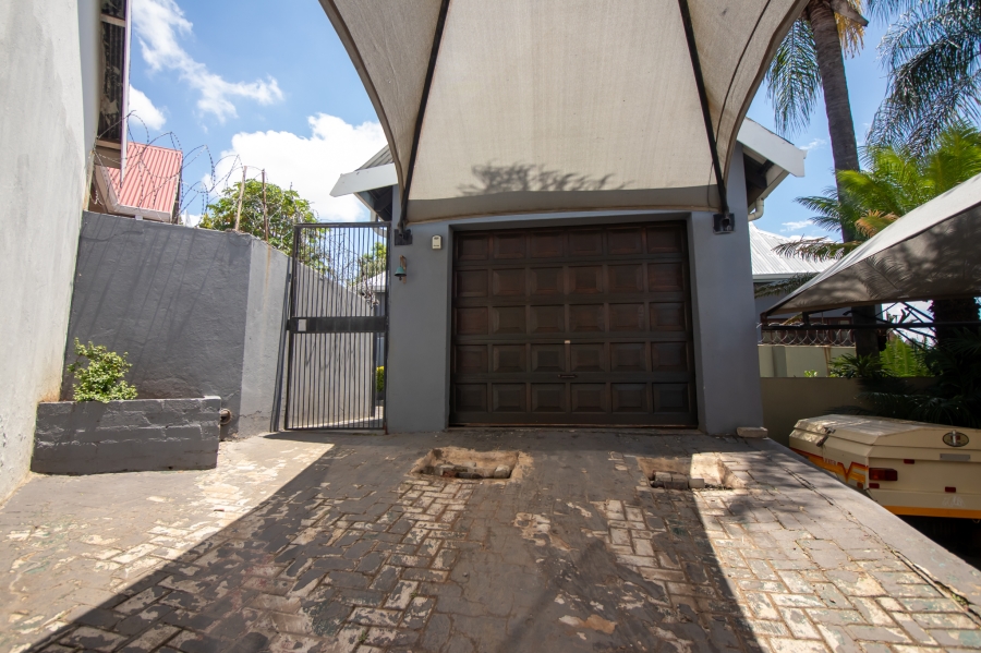 3 Bedroom Property for Sale in Geelhoutpark North West